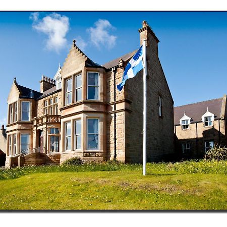Islesburgh House Hostel Леруик Экстерьер фото